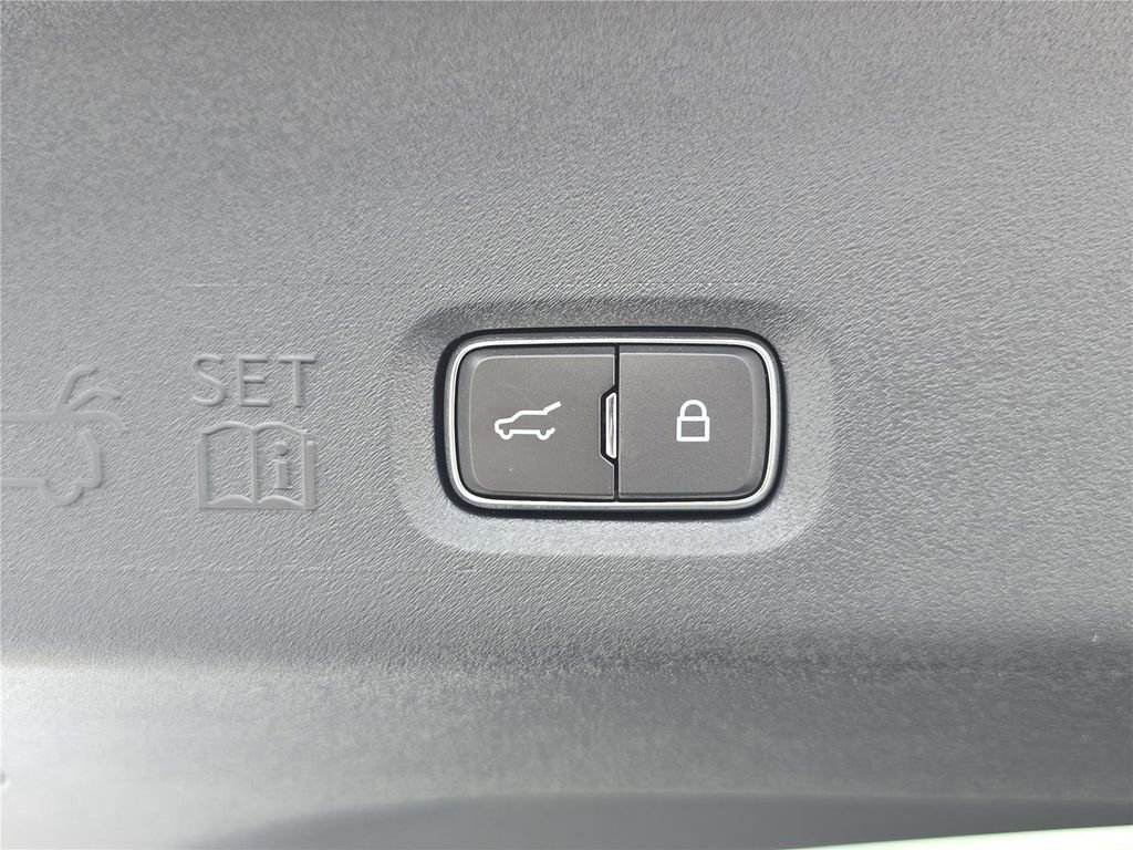 New 2025 Lincoln Navigator L Black Label image 27