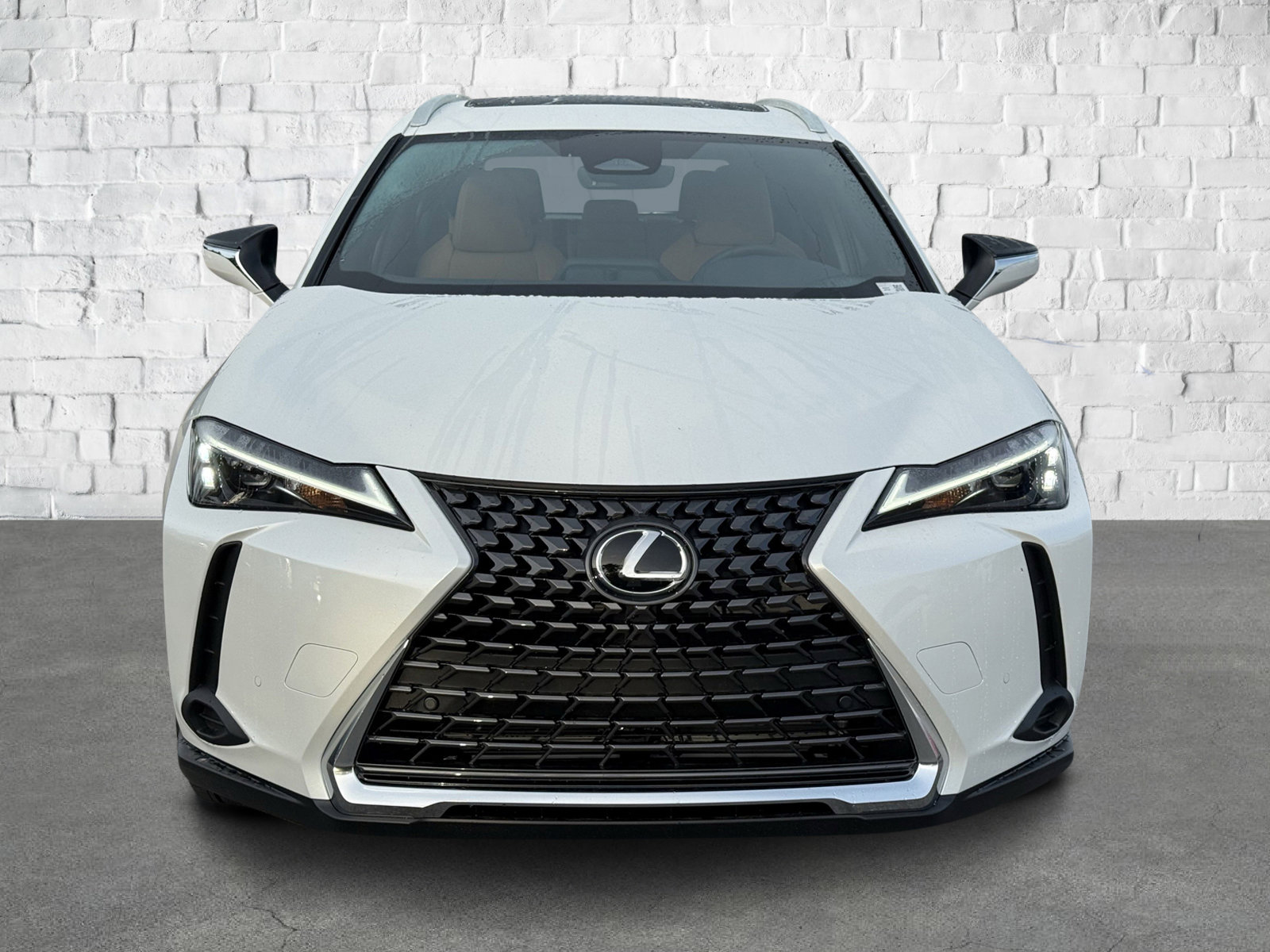 New 2025 Lexus UX 300h FWD image 2