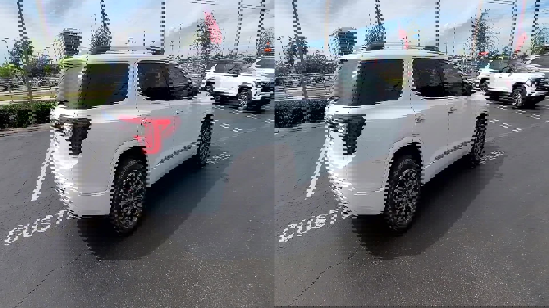 Used 2021 GMC Acadia Denali w/ Denali Technology Package image 48