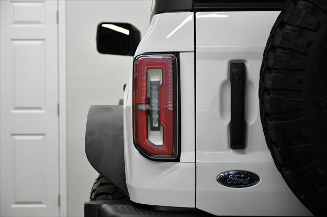 Used 2023 Ford Bronco Badlands w/ Sasquatch Package AWD/4WD image 8
