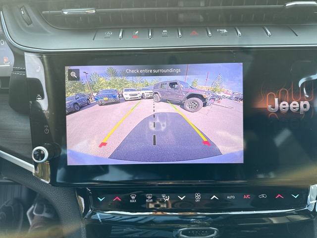 New 2026 Jeep Grand Cherokee Limited w/ Limited Altitude Package AWD/4WD image 24