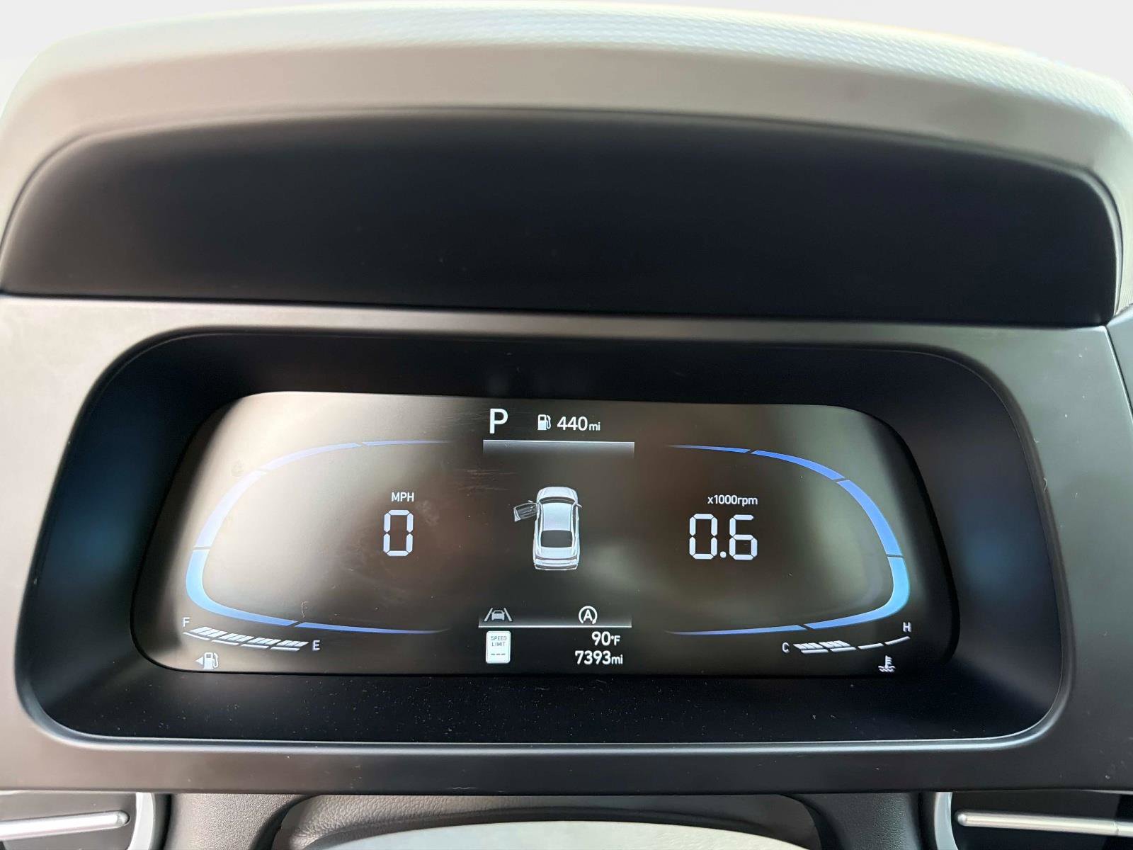 Used 2024 Hyundai Elantra SE image 26