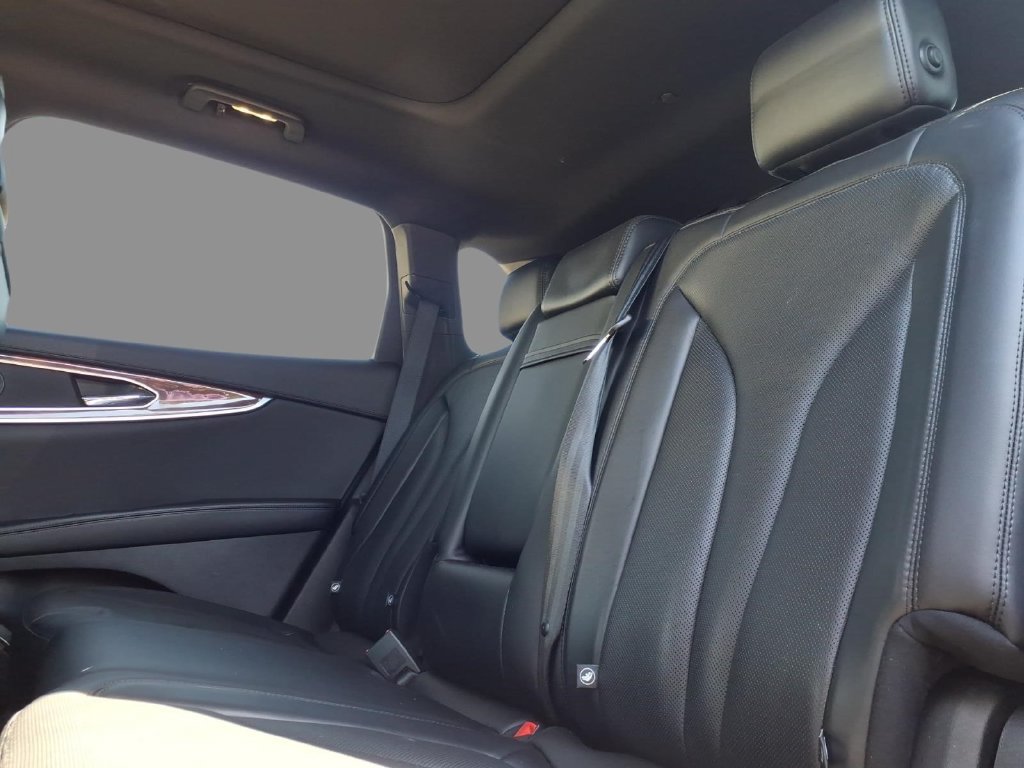 Used 2020 Lincoln Nautilus Reserve w/ Cargo Utility Package AWD/4WD image 18