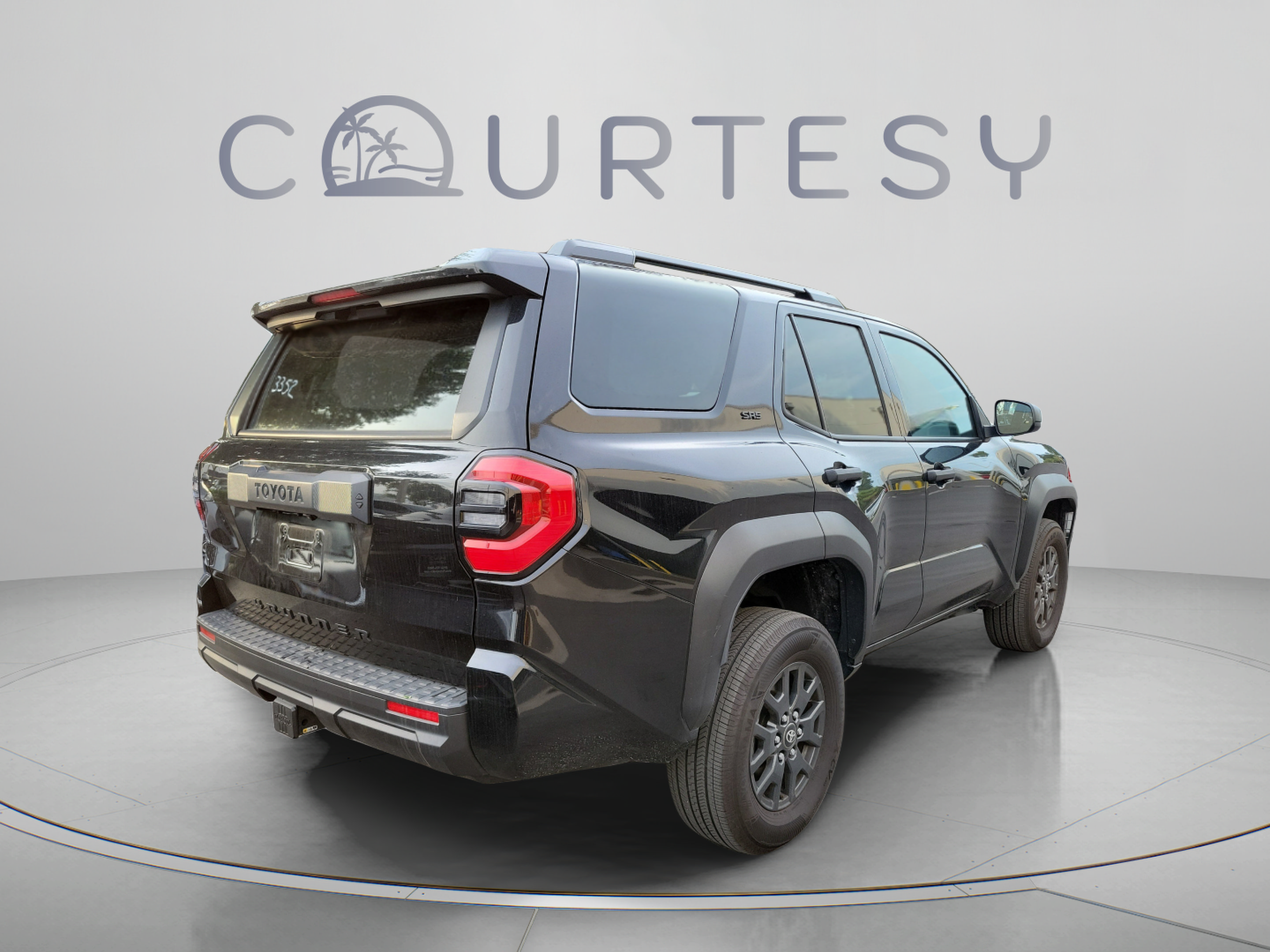 Used 2025 Toyota 4Runner SR5 AWD/4WD image 13