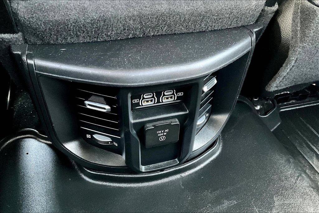 Used 2023 RAM 2500 Laramie AWD/4WD image 11