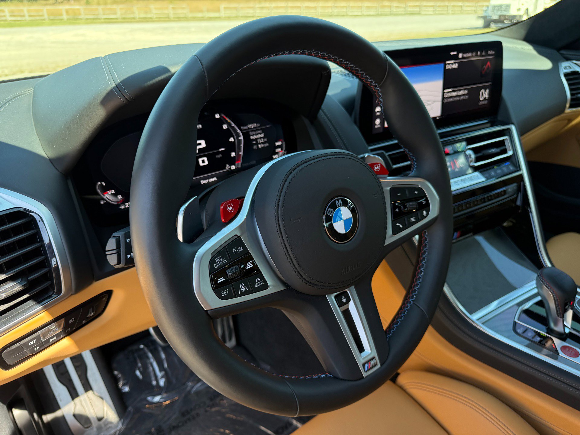 Used 2025 BMW M8 Competition image 10