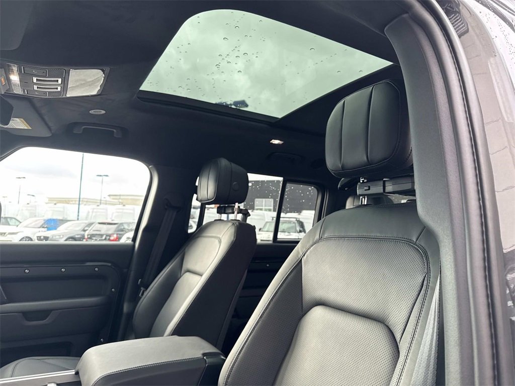 New 2026 Land Rover Defender 130 V8 image 20