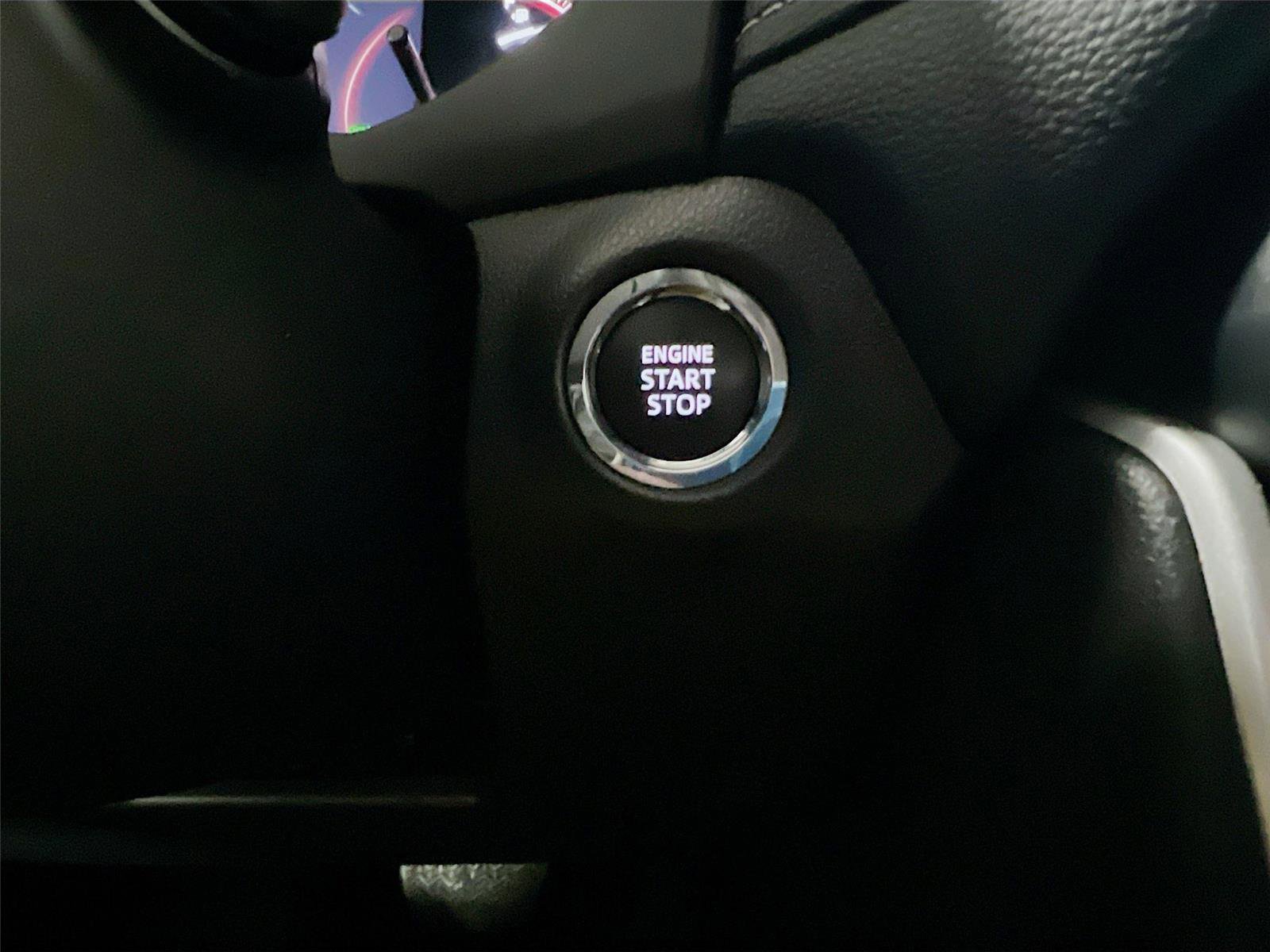 Used 2025 Toyota RAV4 XLE image 14