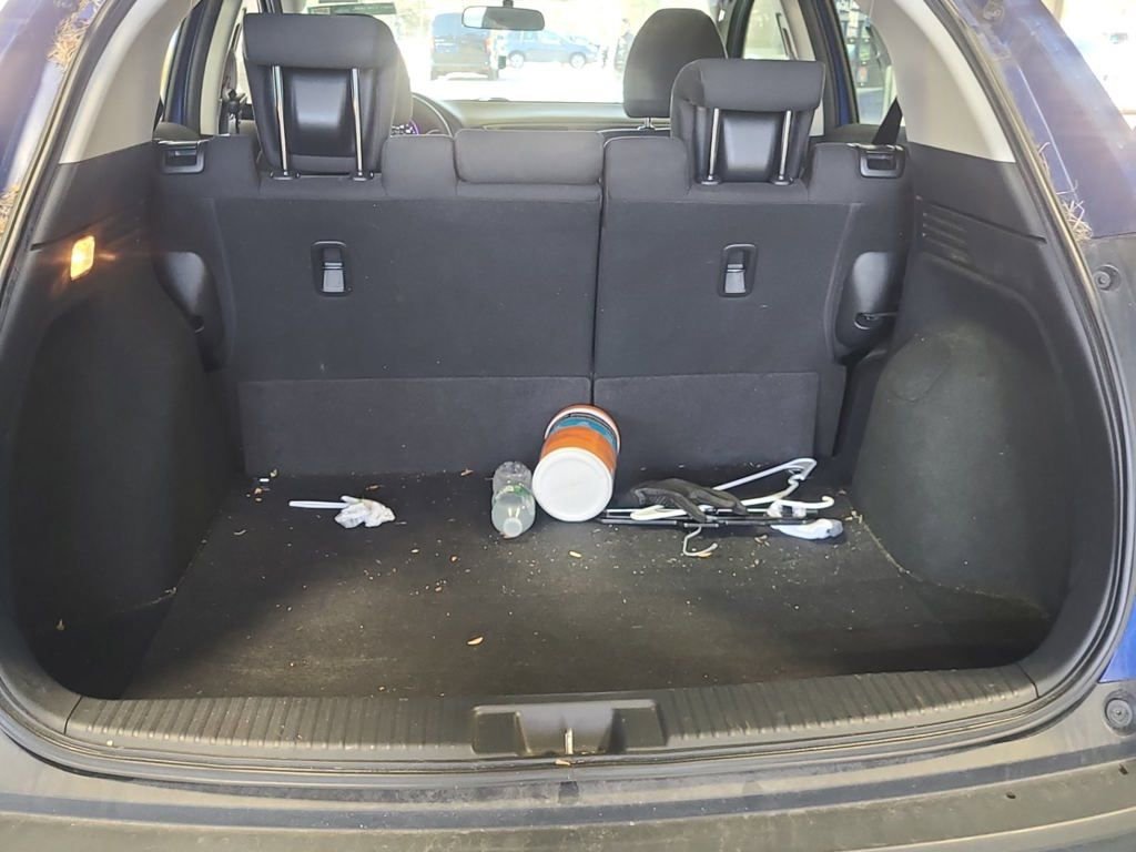 Used 2018 Honda HR-V LX image 6