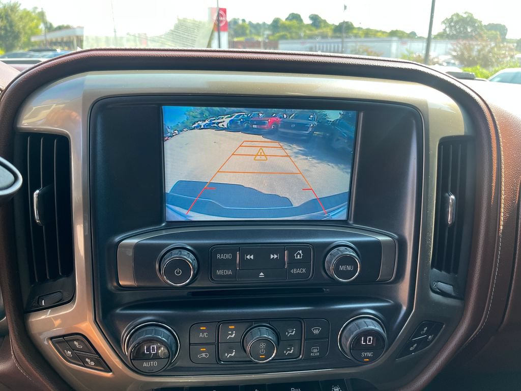Used 2017 Chevrolet Silverado 1500 High Country AWD/4WD image 19