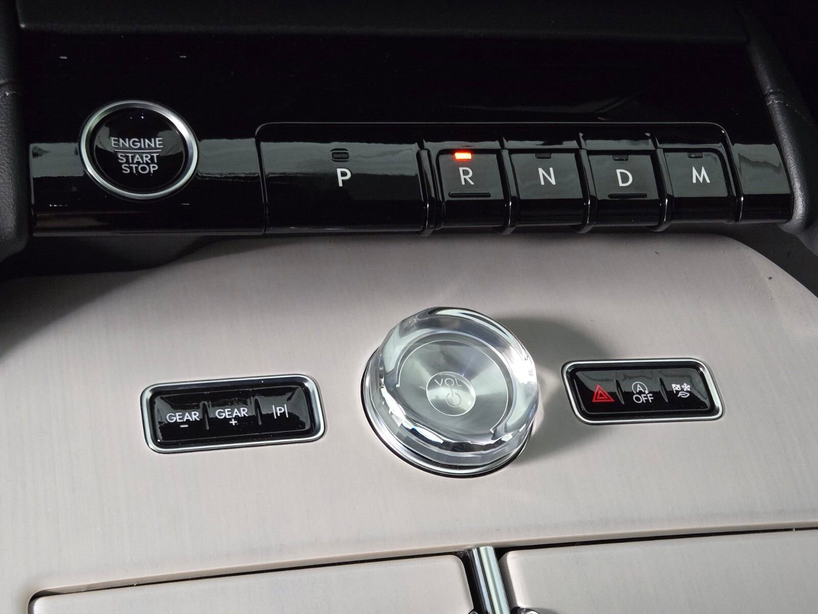 New 2026 Lincoln Navigator L Reserve w/ Jet Appearance Package AWD/4WD image 27