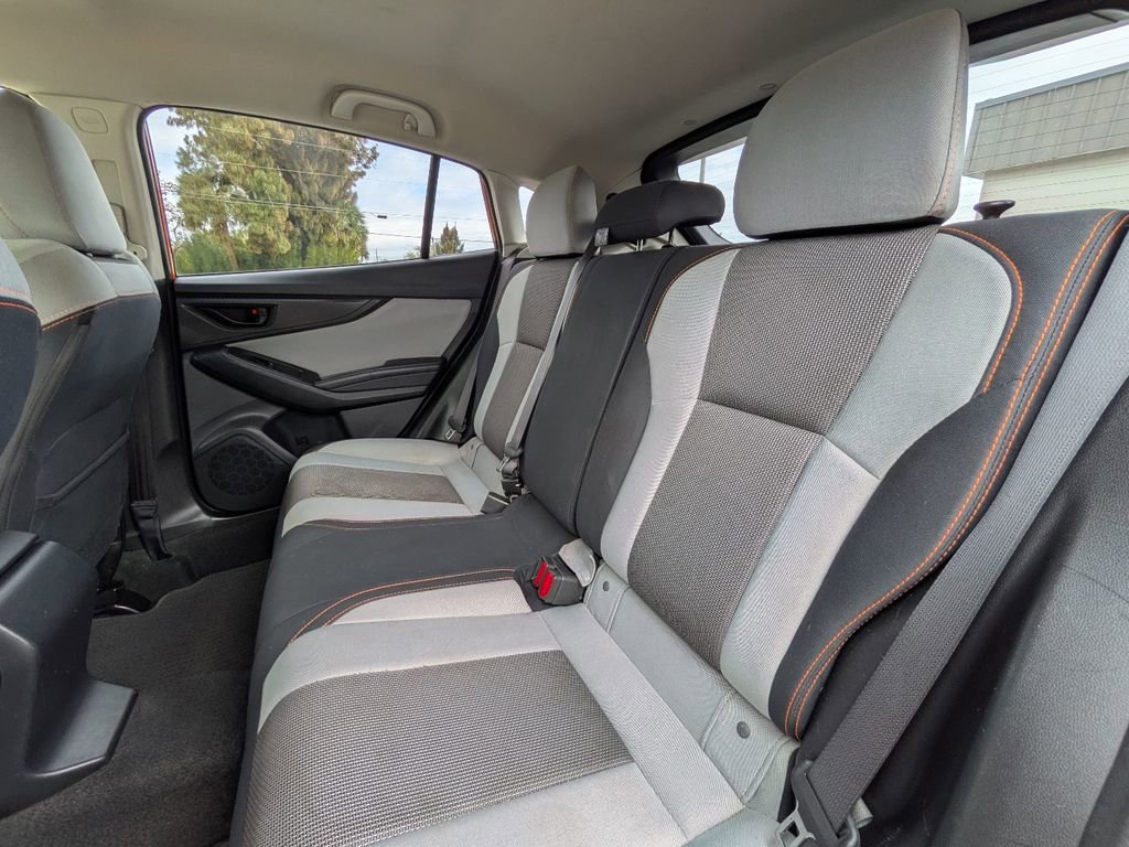 Used 2020 Subaru Crosstrek 2.0i Premium image 14