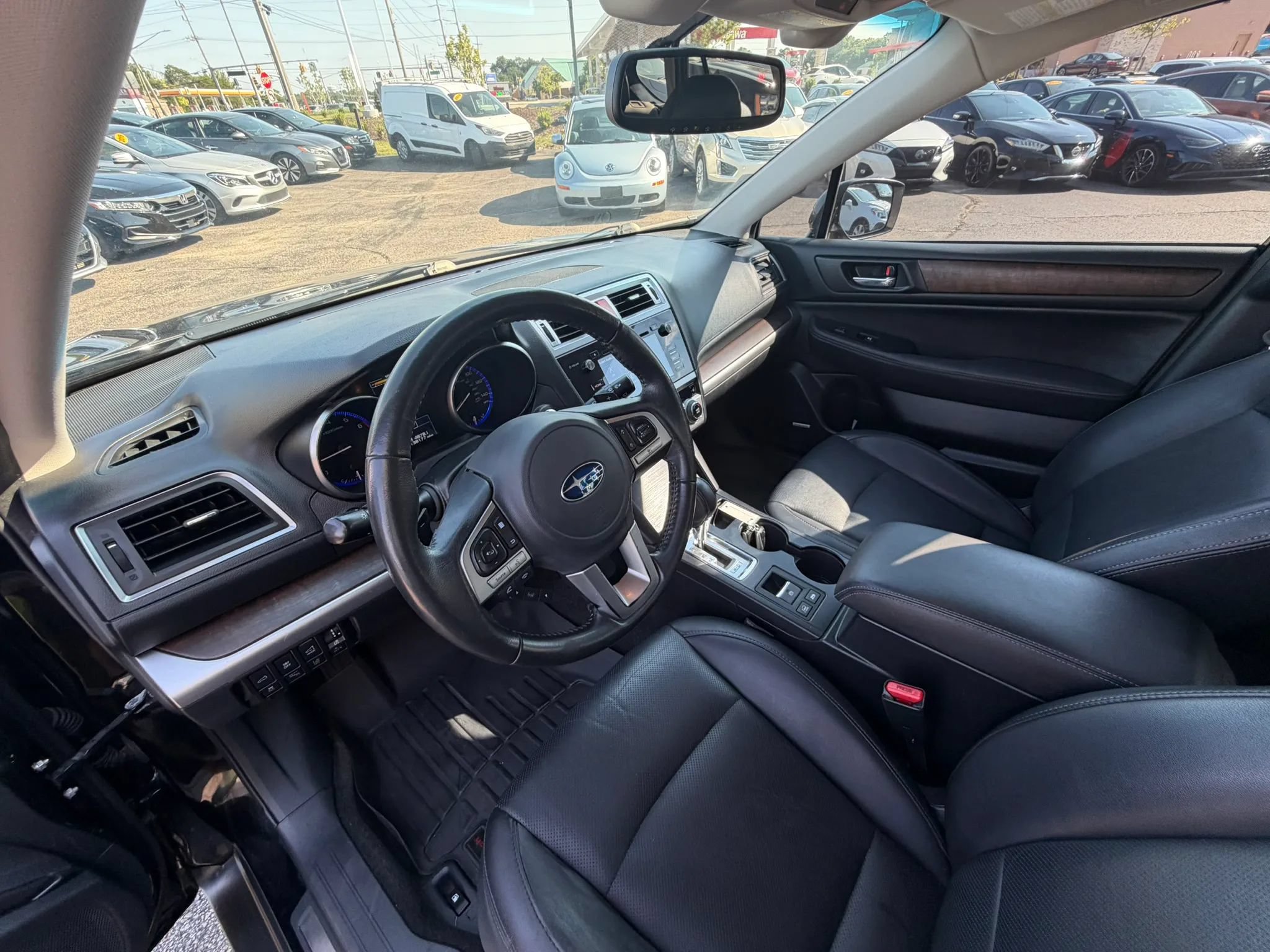 Used 2015 Subaru Outback 2.5i Limited AWD/4WD image 16