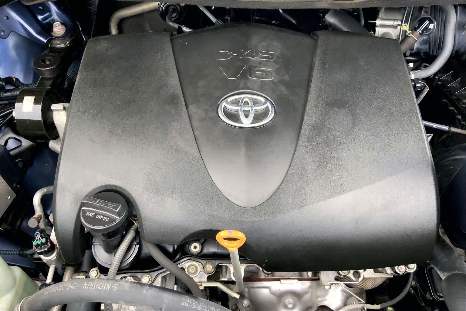 Used 2020 Toyota Sienna XLE Premium FWD image 32