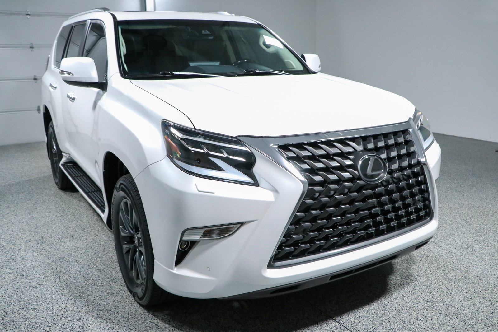 Used 2023 Lexus GX 460 Premium w/ Premium Package AWD/4WD image 5