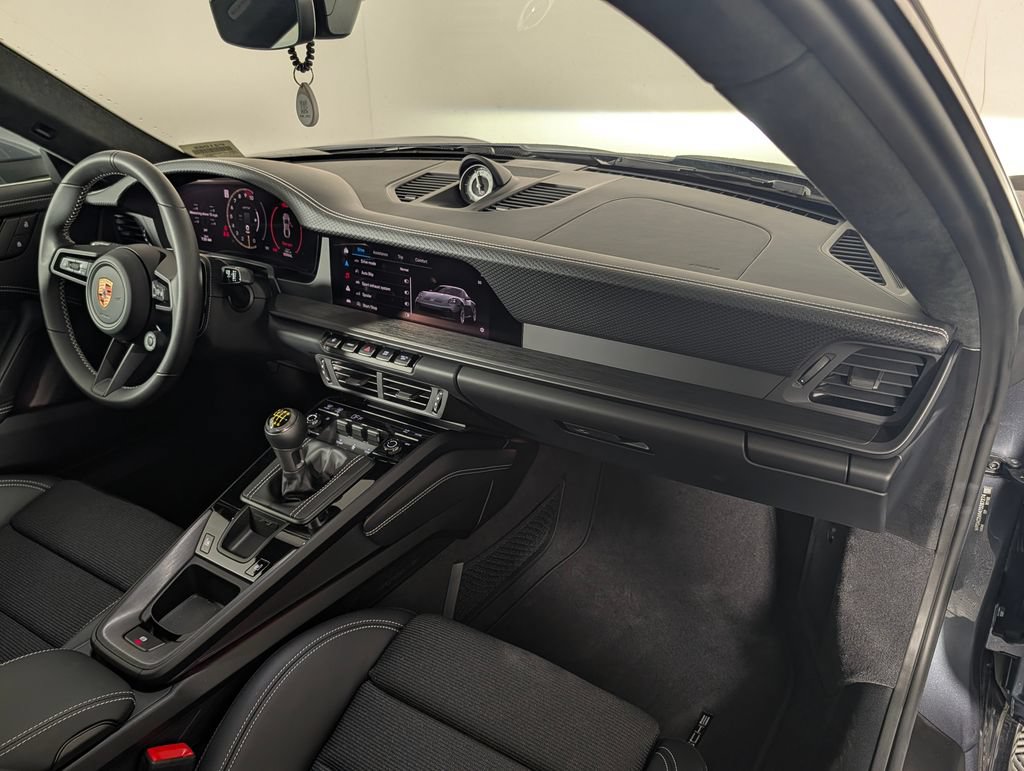 Certified 2026 Porsche 911 GT3 RWD image 18