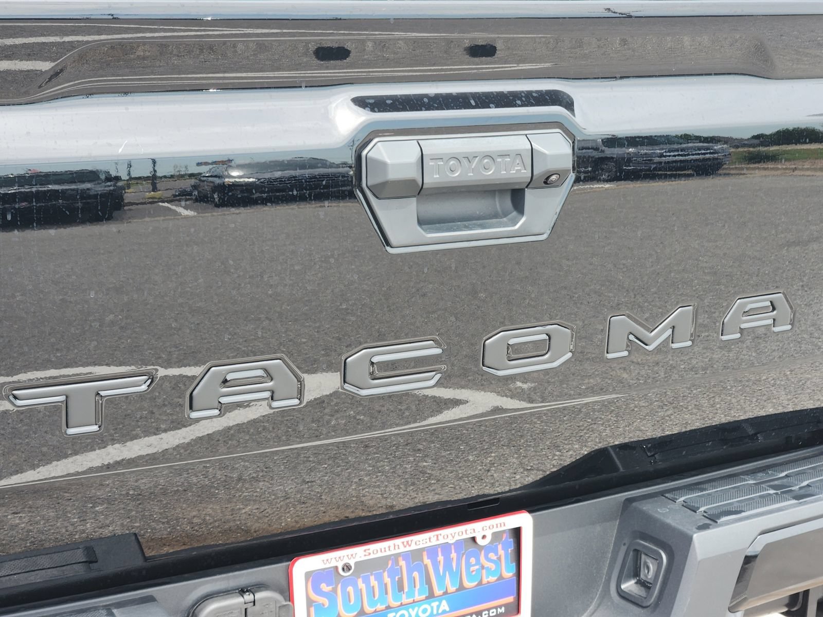 New 2026 Toyota Tacoma SR5 AWD/4WD image 11