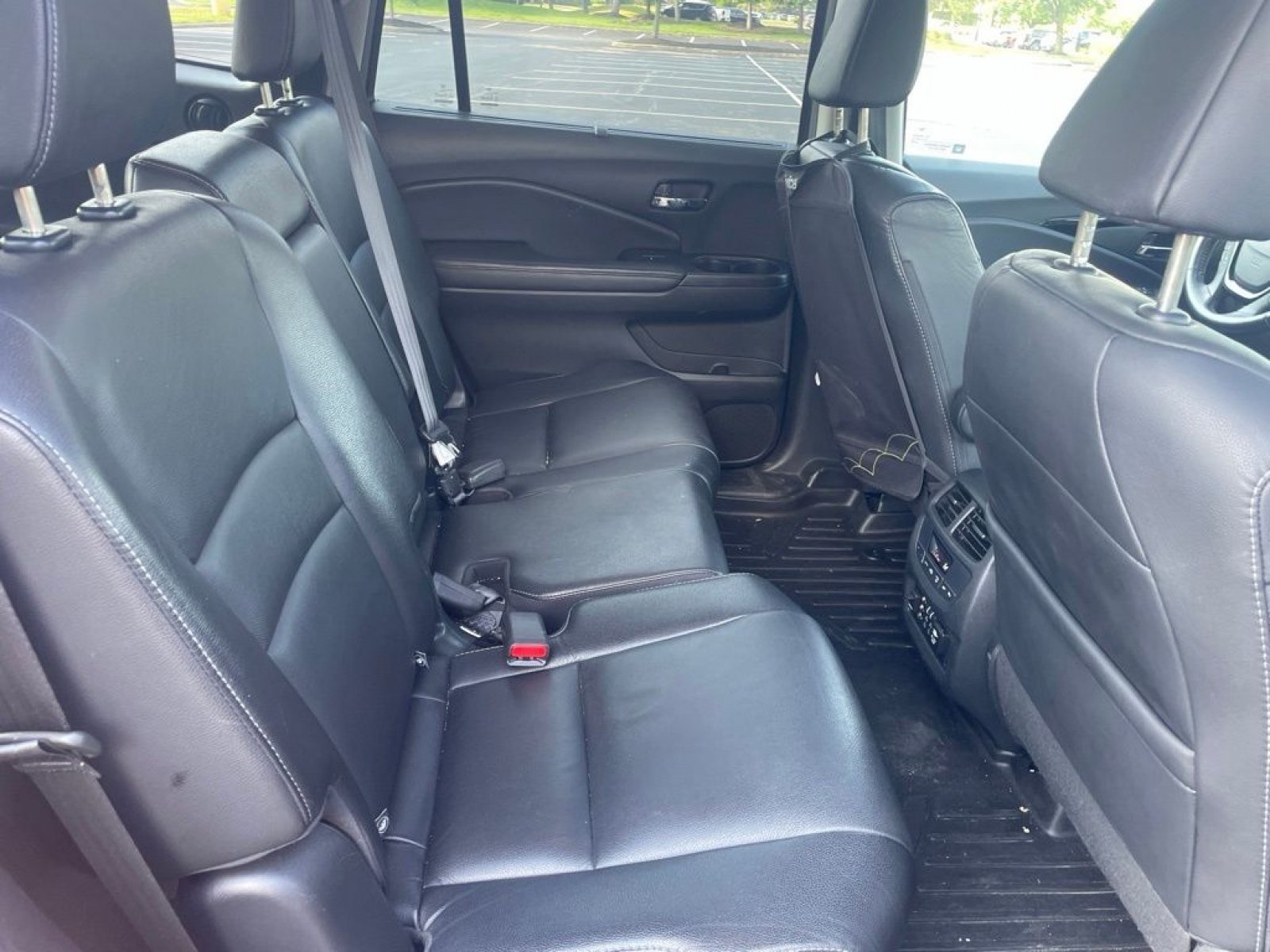 Used 2017 Honda Pilot Touring image 22