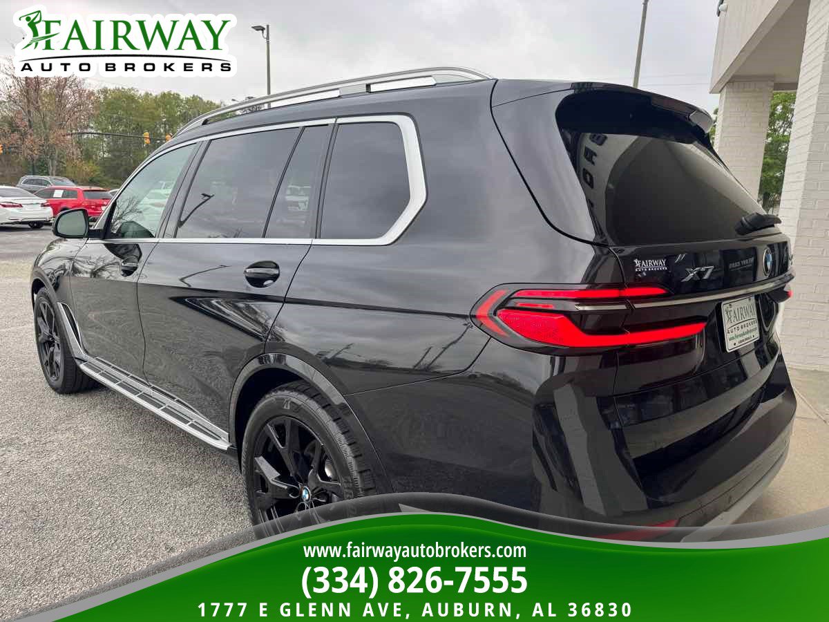 Used 2025 BMW X7 xDrive40i image 8