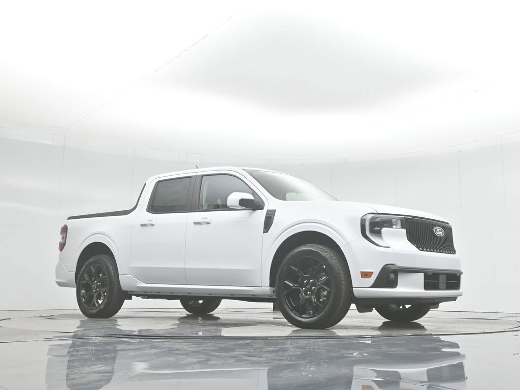 New 2025 Ford Maverick Lobo image 3