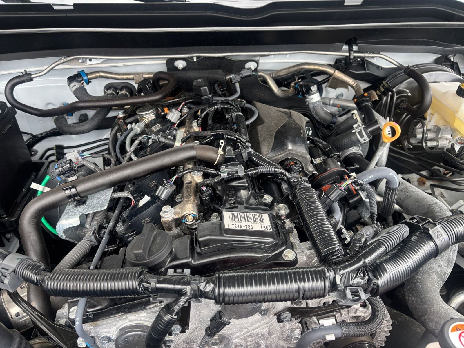 Used 2025 Toyota Tacoma TRD Off-Road image 32