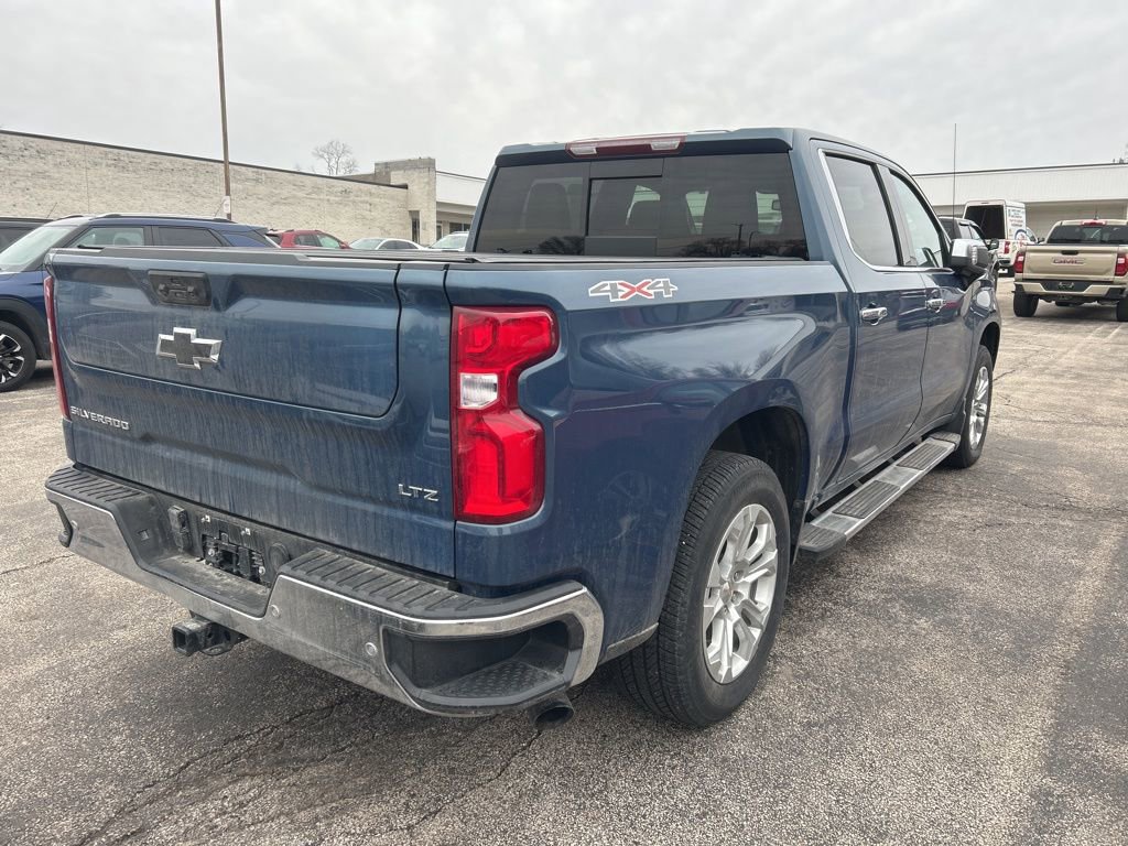 Used 2024 Chevrolet Silverado 1500 LTZ w/ LTZ Premium Package image 7