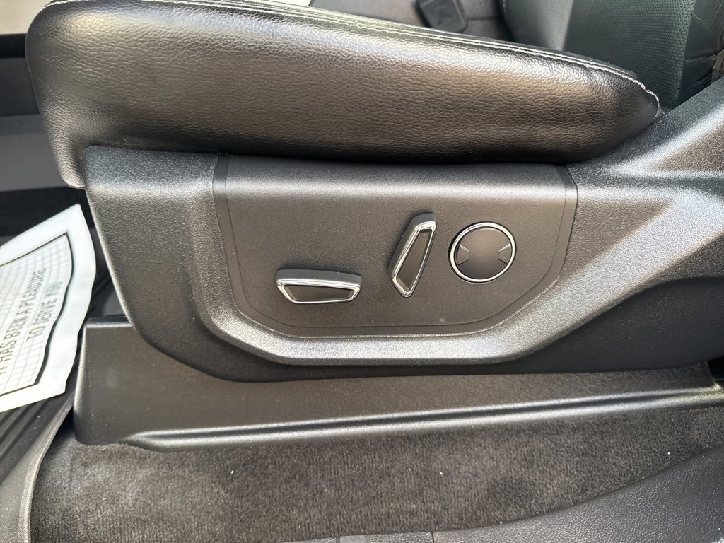 Used 2017 Ford F350 Lariat w/ Lariat Ultimate Package image 17