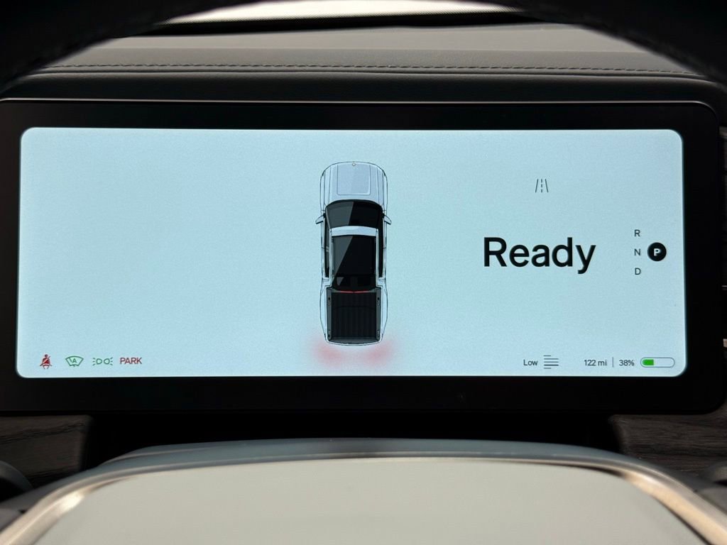 Used 2022 Rivian R1T Adventure image 32