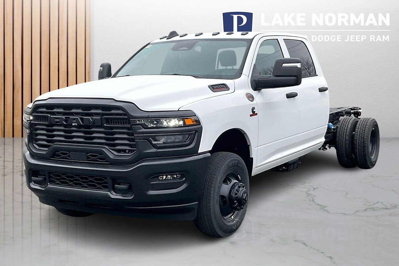 New 2026 RAM 3500 Tradesman image 4