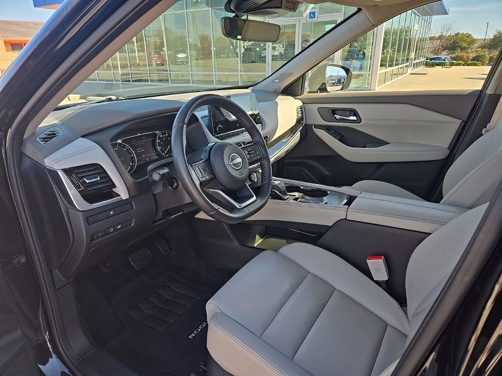 Used 2023 Nissan Rogue SL w/ SL Premium Package image 15