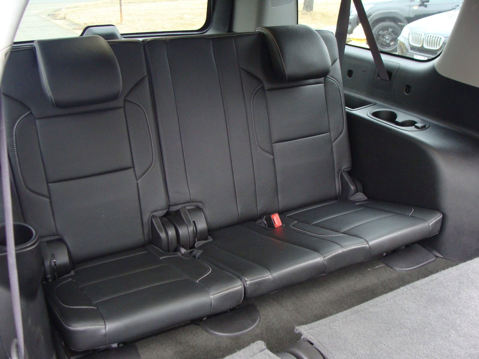 Used 2016 Chevrolet Suburban LT image 13