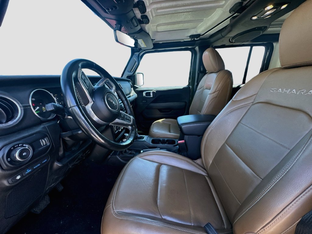 Used 2023 Jeep Wrangler Unlimited Sahara w/ Cold Weather Group AWD/4WD image 23