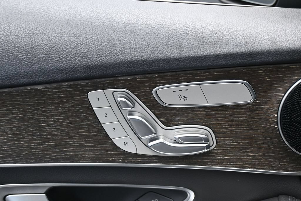 Used 2019 Mercedes-Benz C 300 Sedan image 13