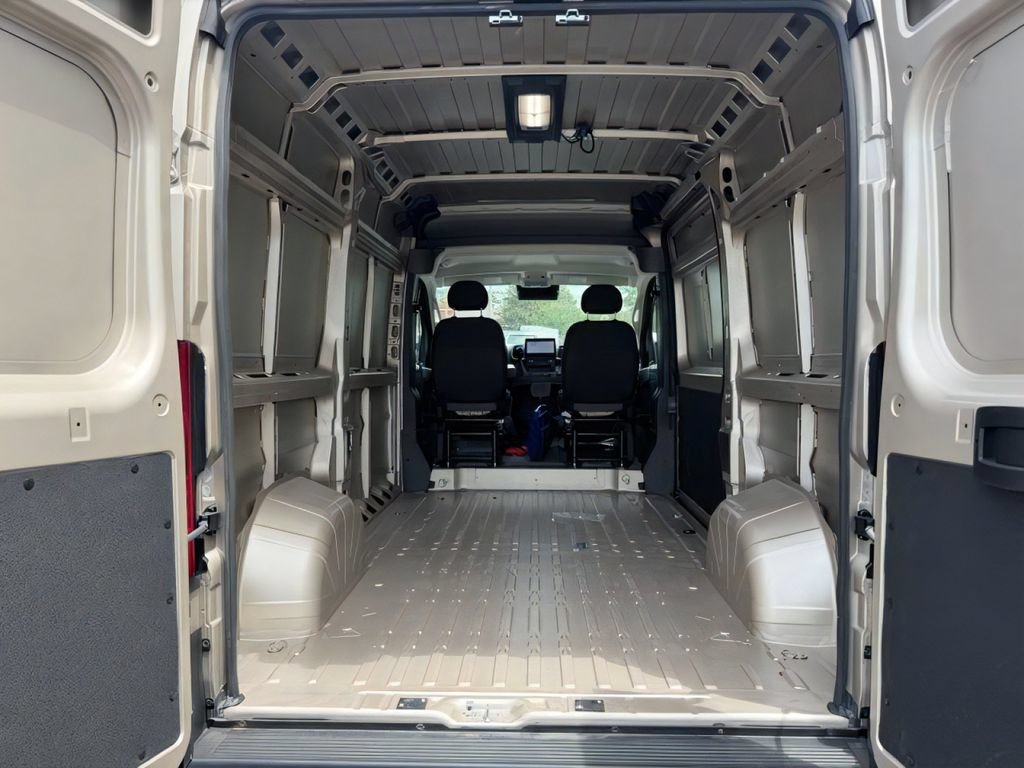 New 2026 RAM ProMaster 1500 w/ Quick Order Package 22G SLT FWD image 11