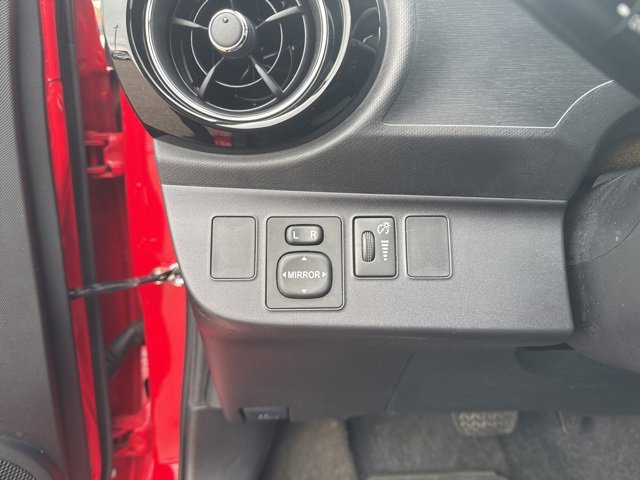 Used 2015 Toyota Prius C Two image 18