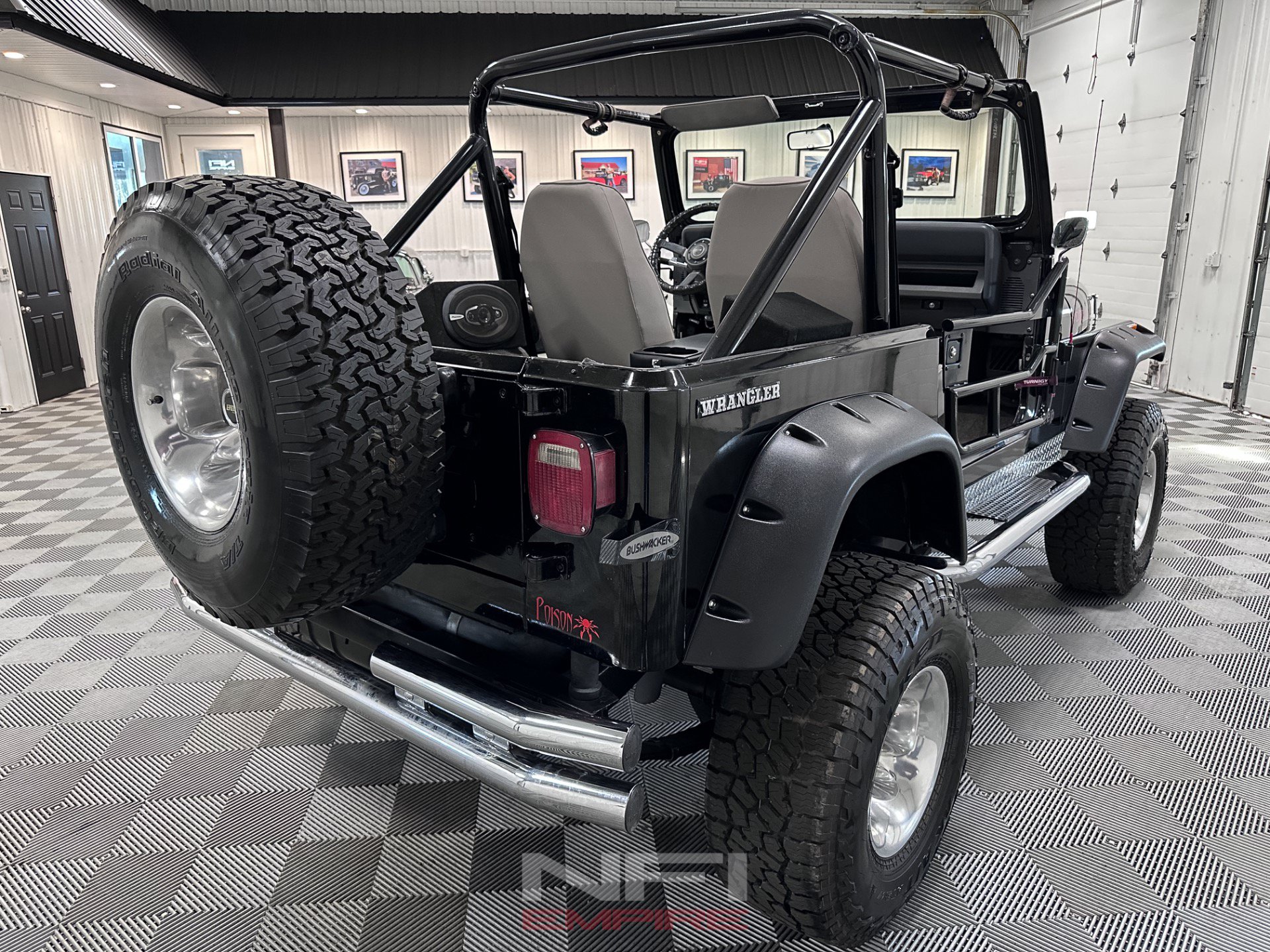 Used 1989 Jeep Wrangler Laredo AWD/4WD image 8