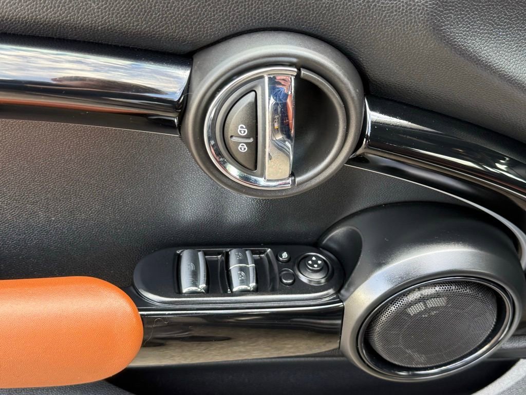 Used 2019 MINI Cooper S image 14