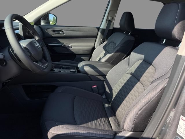 New 2026 Nissan Pathfinder SV AWD/4WD image 13