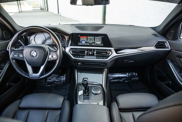 Used 2019 BMW 330i Sedan w/ Parking Assistance Package RWD image 6