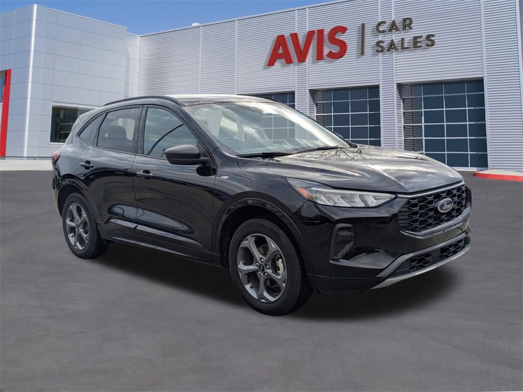 Used 2024 Ford Escape ST-Line image 3
