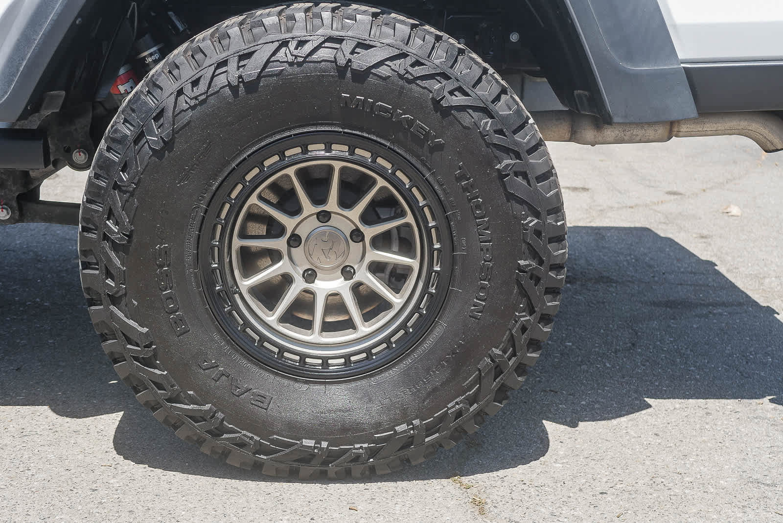 Used 2023 Jeep Gladiator Mojave AWD/4WD image 8