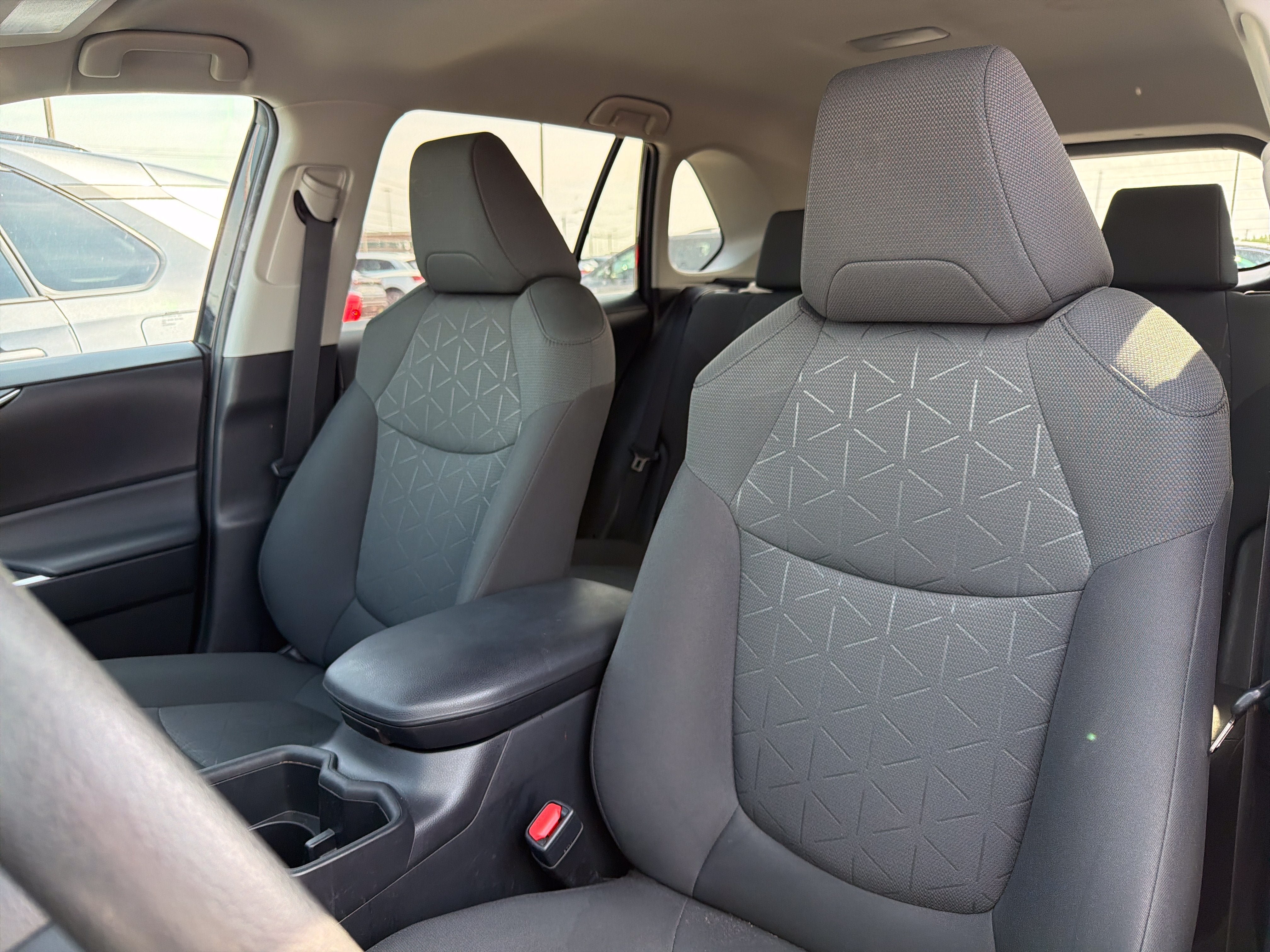 Used 2023 Toyota RAV4 AWD Hybrid image 11