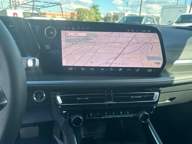 New 2026 Chevrolet Traverse LT w/ Sun and Wheel Package FWD image 22