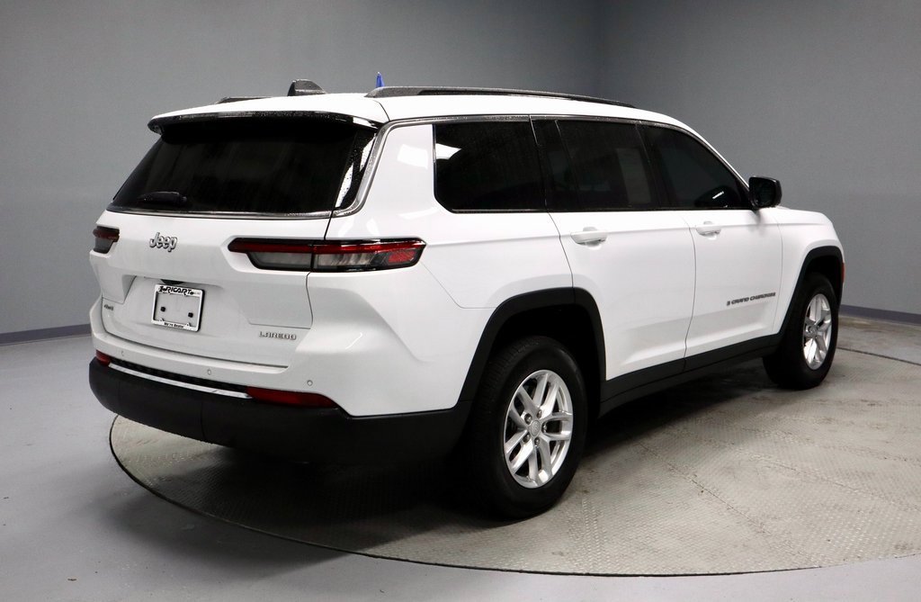 Used 2025 Jeep Grand Cherokee L Laredo w/ Luxury Tech Group I image 12