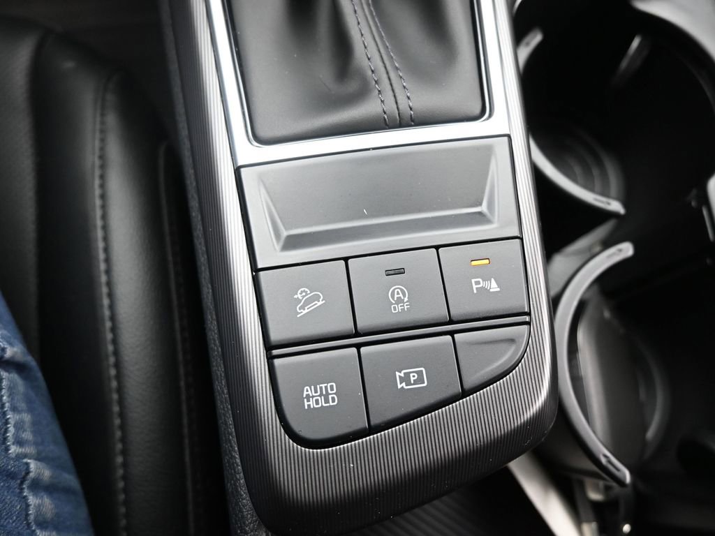 Certified 2026 Kia Sportage EX w/ EX Panorama Roof Package image 31