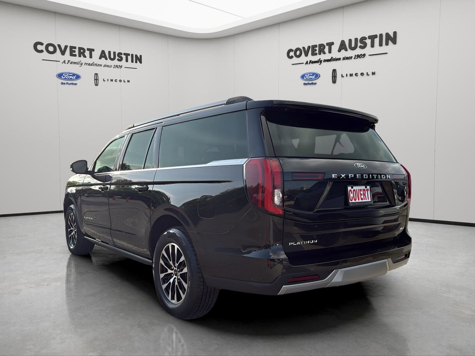 Certified 2025 Ford Expedition Max Platinum AWD/4WD image 3
