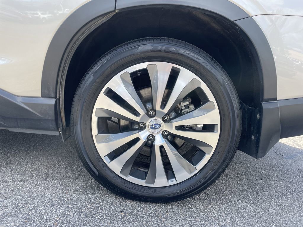 Used 2019 Subaru Ascent Limited w/ Popular Package #2 AWD/4WD image 10