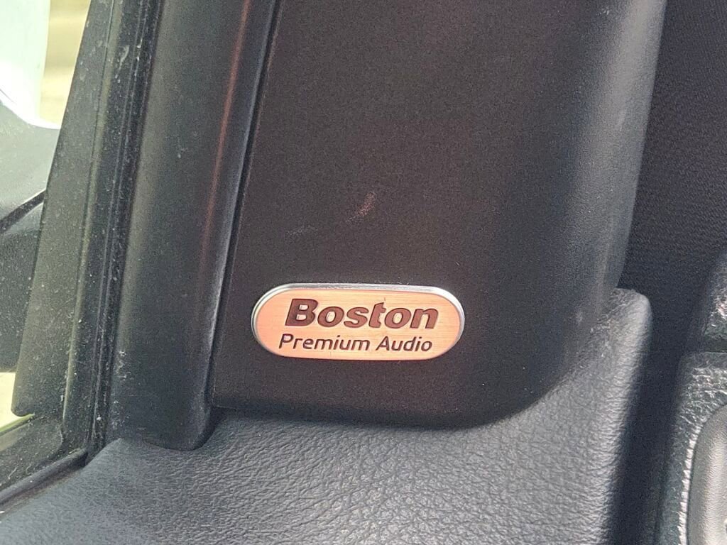Used 2013 Chrysler 200 Limited w/ Sun/Sound Group FWD image 30