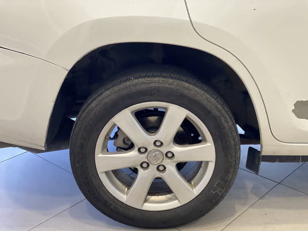 Used 2008 Toyota RAV4 Limited image 13