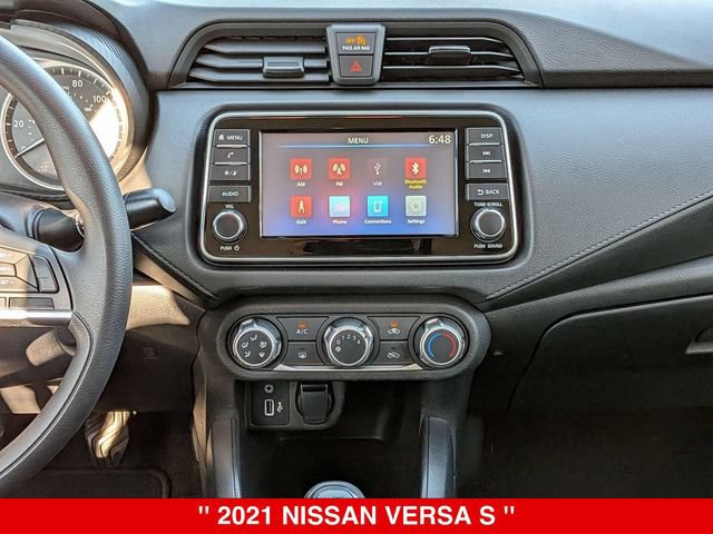 Used 2021 Nissan Versa S FWD image 27